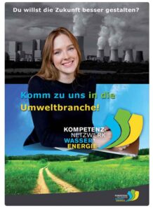 Eine junge Frau lächelt von der Titelseite einer Broschüre